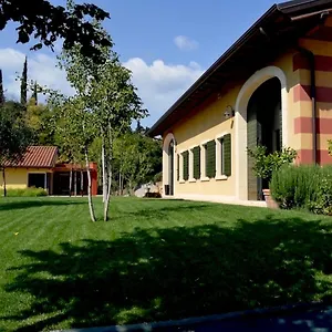  Alloggio per agriturismo Sommavalle